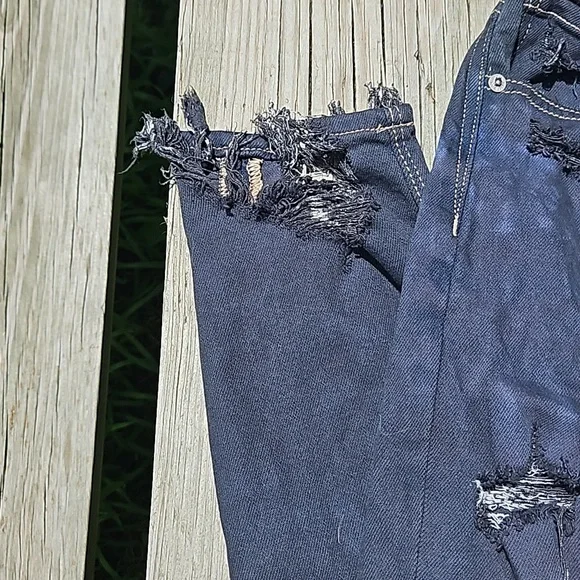 American Eagle Faded Black Stretch Mom Jeans - Picture 3 of 8